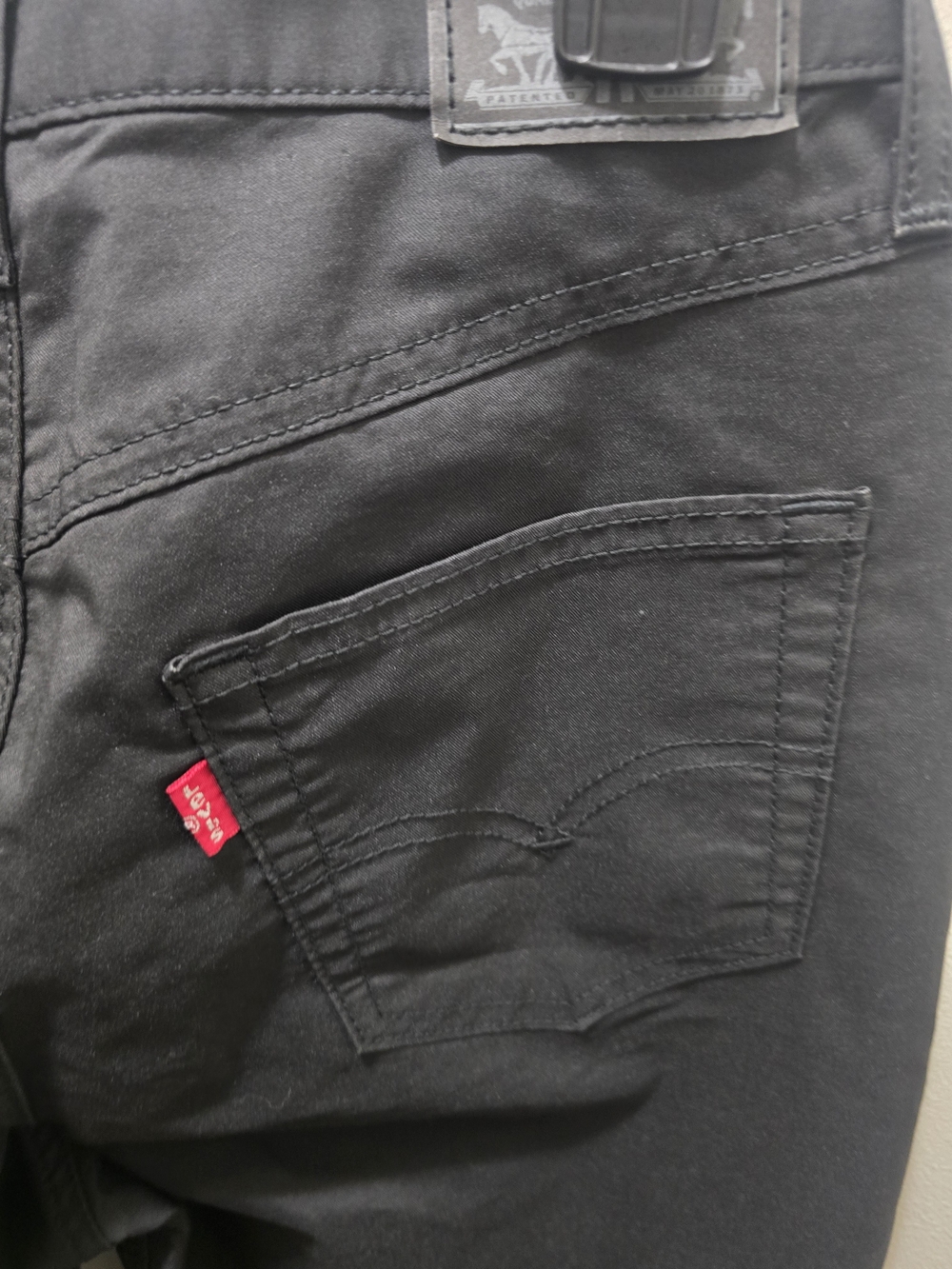 Levi's 311 Shaping Skinny Pants - Matte Black - Picture 5 of 11